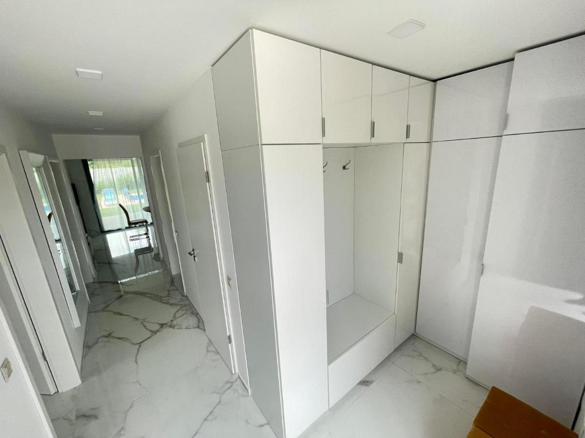 Luxury Apartments In Balatonalmadi, Almadi Lux Apartman III - Pure Gold Exterior foto